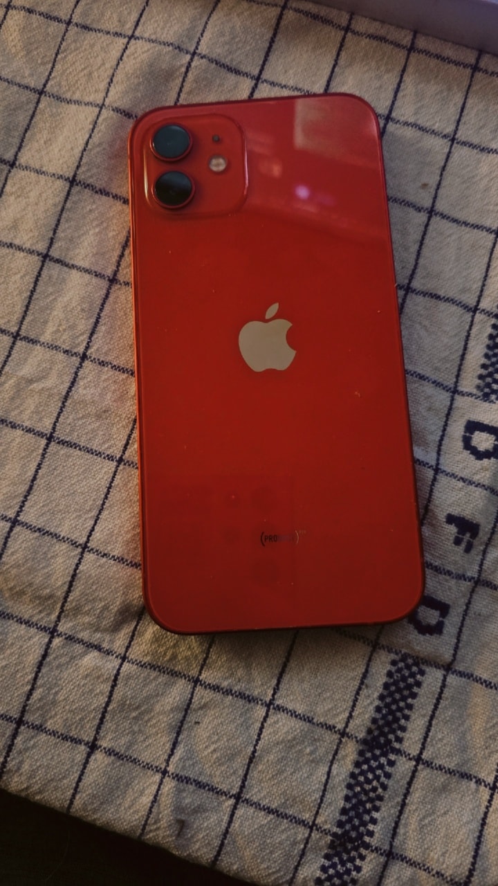 iPhone 12 Skærmskift - billede 4